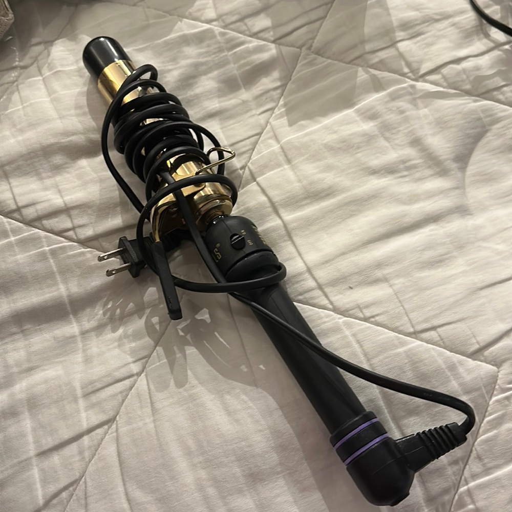Hot tools curling iron